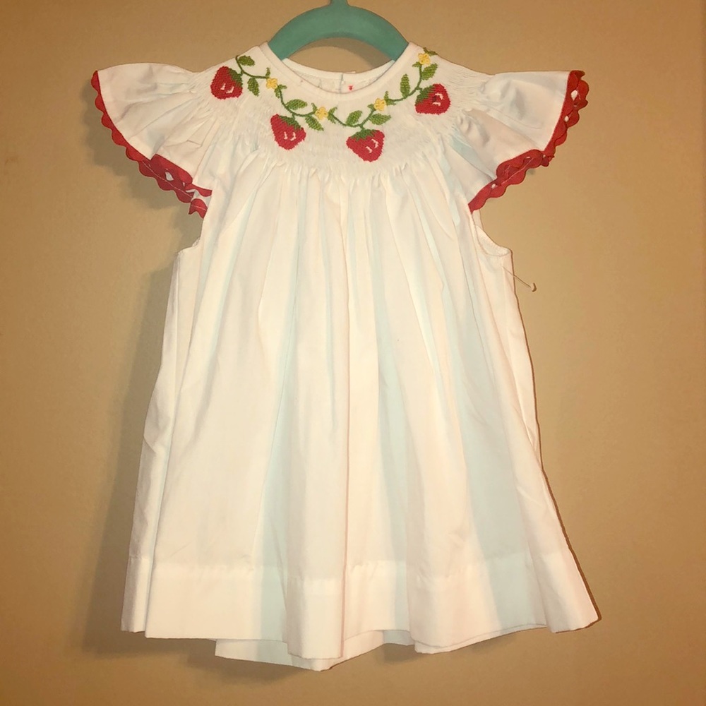 Size 4T Strawberry Smocked Dress
